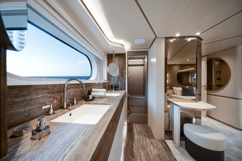 Slide: The Image of Azimut Magellano 25M 2026 - 57