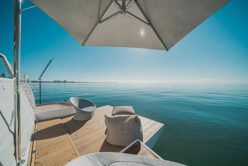 Slide: The Image of Azimut Magellano 25M 2026 - 131