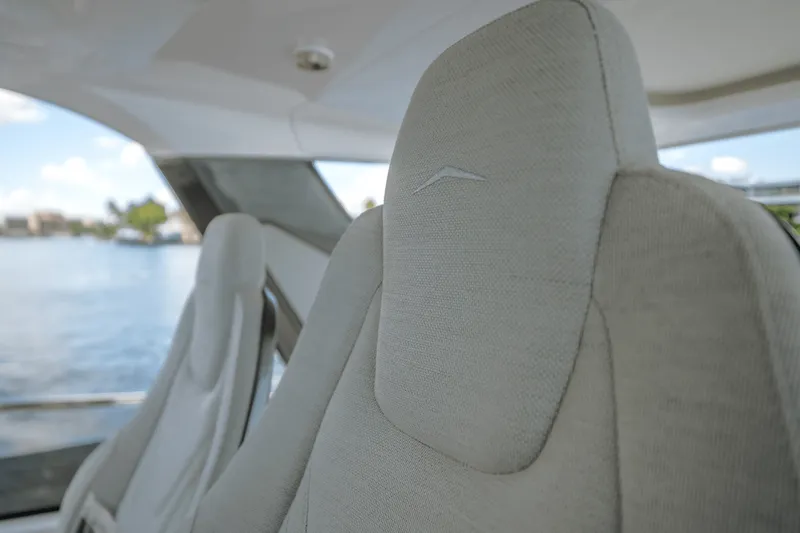 Slide: The Image of Azimut 48 Verve 2026 - 36