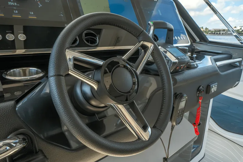 Slide: The Image of Azimut 48 Verve 2026 - 29