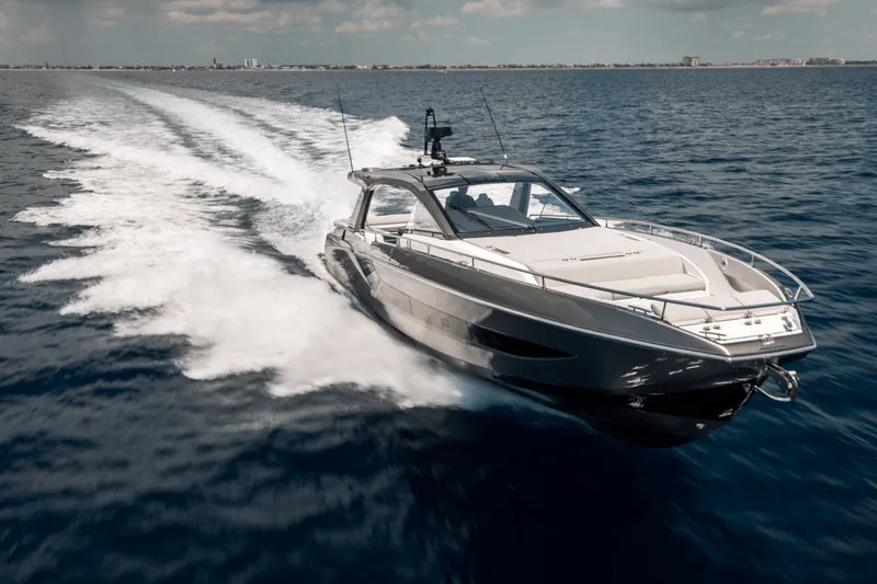 Slide: The Image of Azimut 48 Verve 2026 - 80
