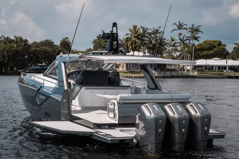 Slide: The Image of Azimut 48 Verve 2026 - 64