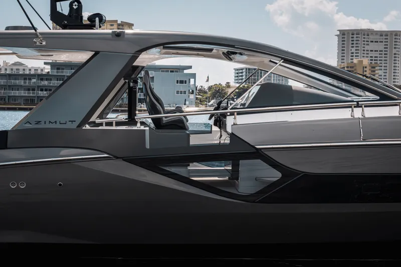 Slide: The Image of Azimut 48 Verve 2026 - 68