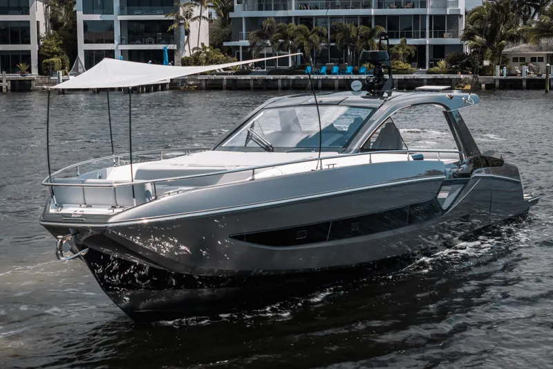 Slide: The Image of Azimut 48 Verve 2026 - 71