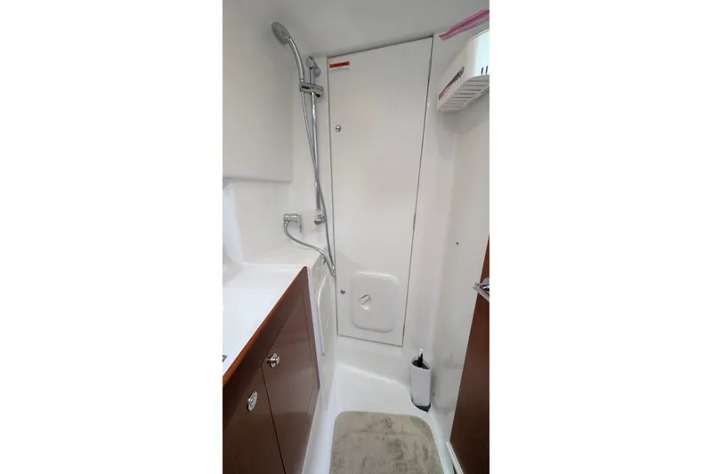 Slide: The Image of Beneteau Swift Trawler 34 2017 - 47