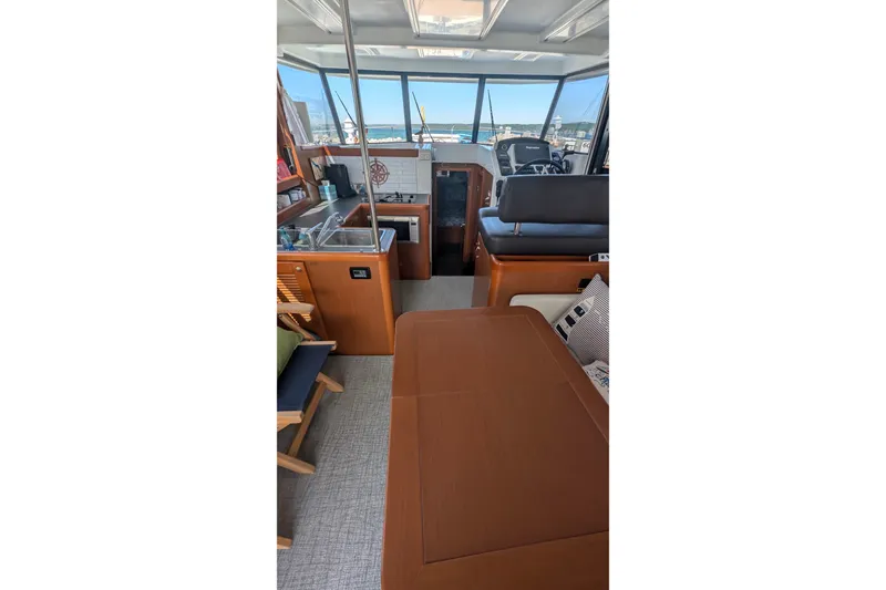 Slide: The Image of Beneteau Swift Trawler 34 2017 - 34