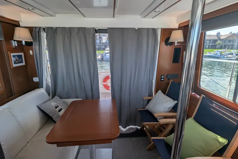 Slide: The Image of Beneteau Swift Trawler 34 2017 - 25