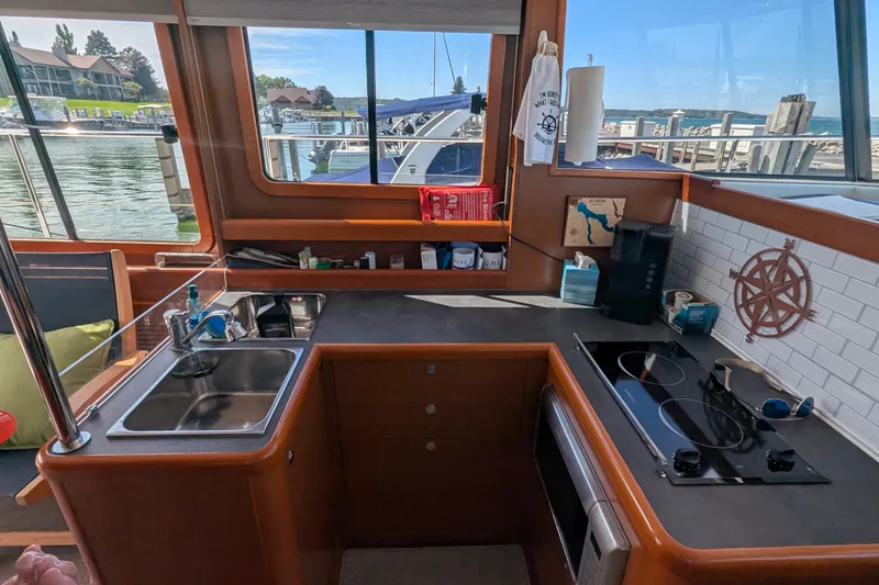 Slide: The Image of Beneteau Swift Trawler 34 2017 - 35