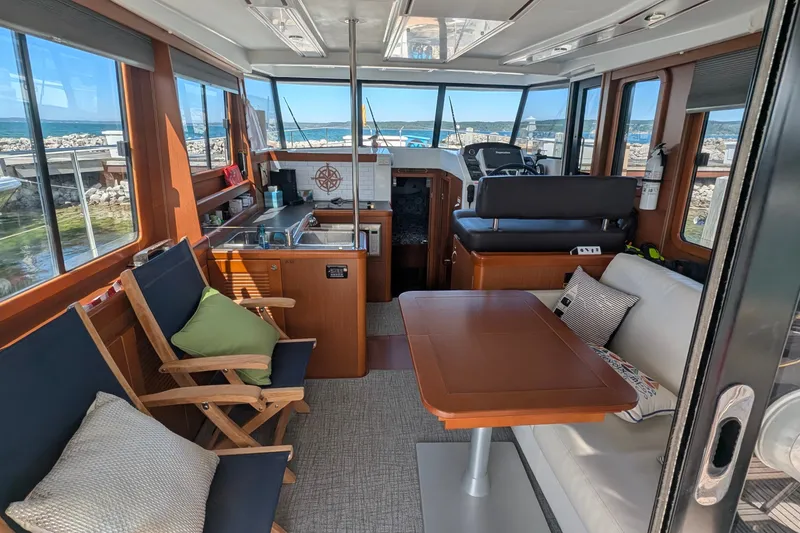 Slide: The Image of Beneteau Swift Trawler 34 2017 - 33