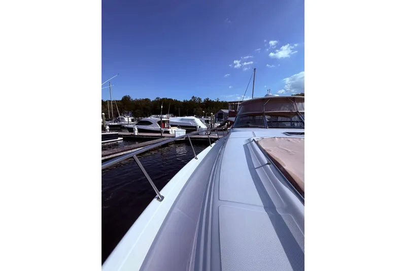 Slide: The Image of Sea Ray Sundancer 460 2004 - 23