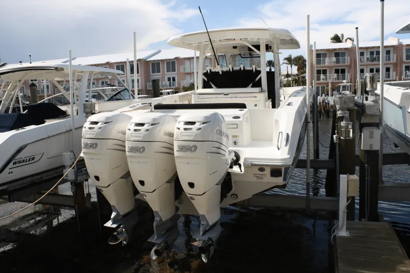 Slide: The Image of Boston Whaler 38 OR 2018 - 49