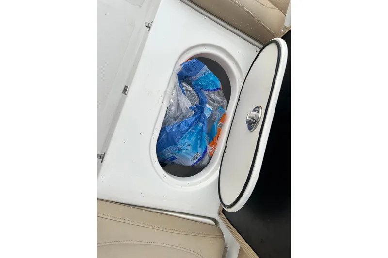 Slide: The Image of NauticStar 2302 Legacy 2018 - 23