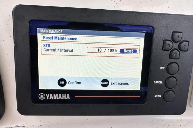 Slide: The Image of NauticStar 2302 Legacy 2018 - 5