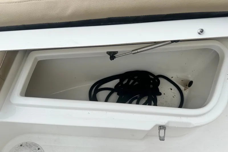 Slide: The Image of NauticStar 2302 Legacy 2018 - 28