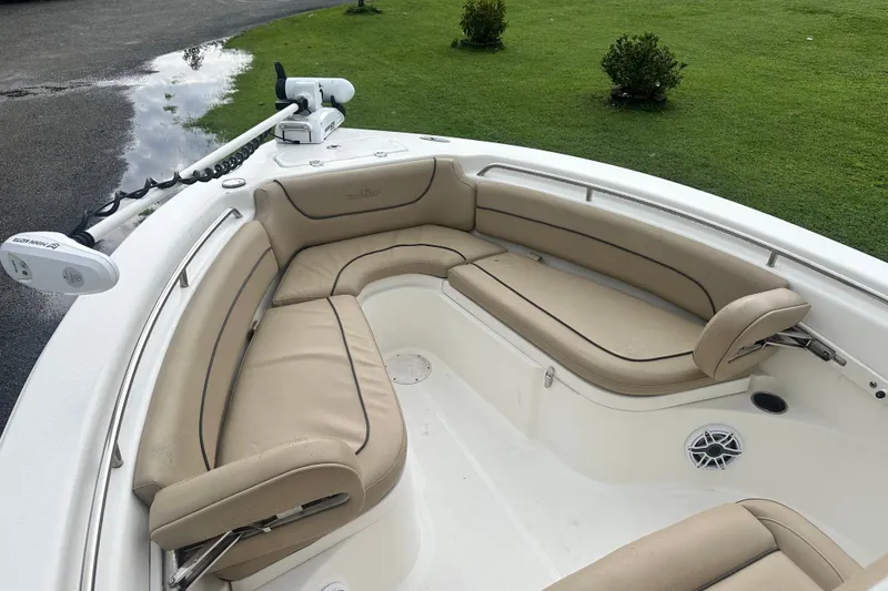 Slide: The Image of NauticStar 2302 Legacy 2018 - 10