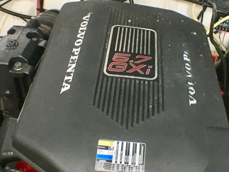 Slide: The Image of A Volvo Penta 5.7 GXI engine in a 2003 Chaparral Signature 320 boat. - 18
