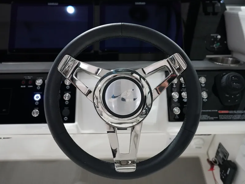 Slide: The Image of Sea Ray Sundancer 320 2026 - 49