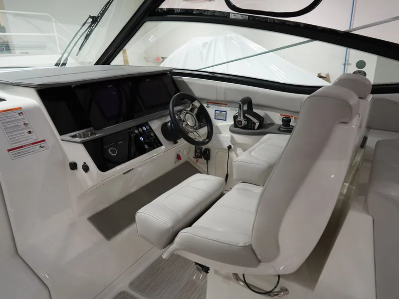 Slide: The Image of Sea Ray Sundancer 320 2026 - 34