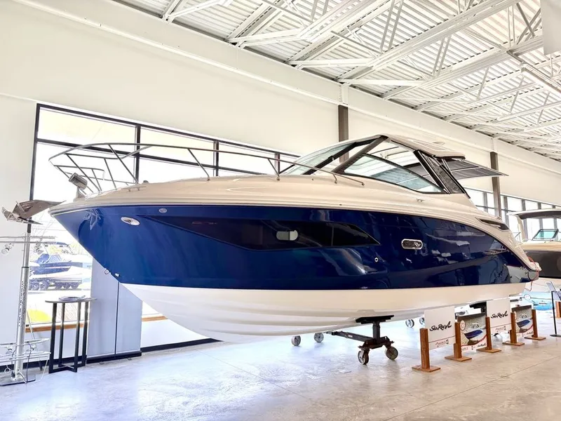 The Image of Sea Ray Sundancer 320 2026 - 0