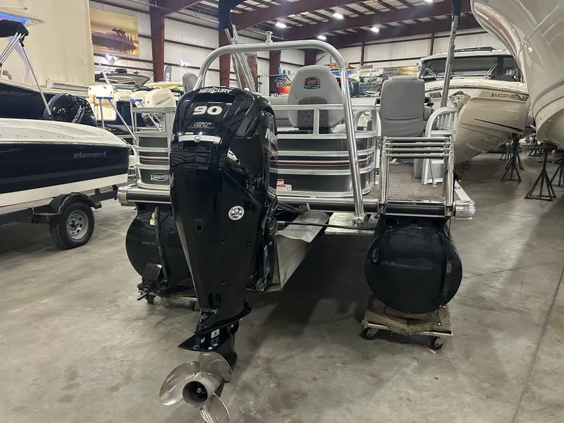 Slide: The Image of Ranger RP 220F 2021 - 3