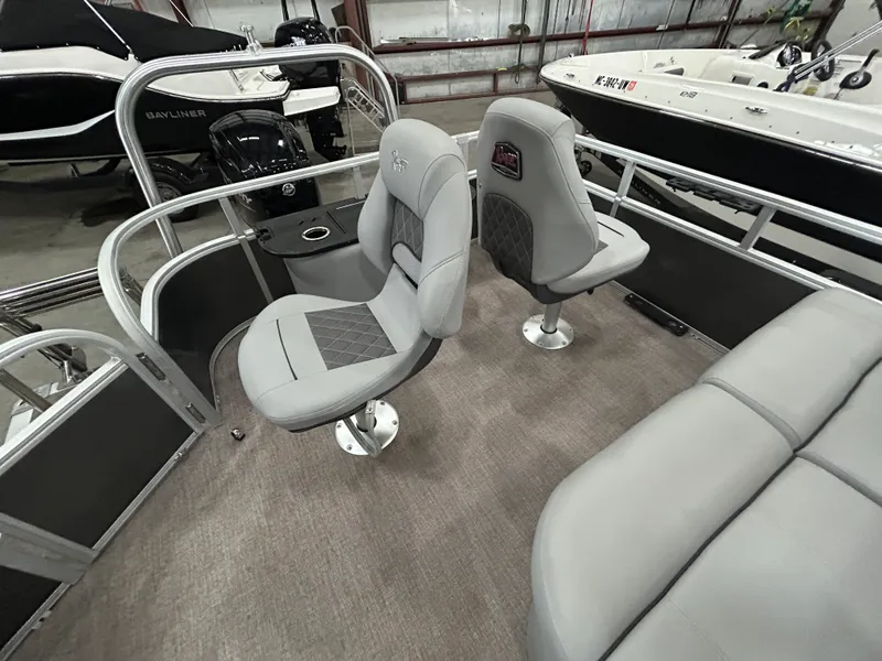 Slide: The Image of Ranger RP 220F 2021 - 31