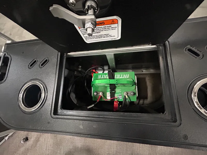 Slide: The Image of Ranger RP 220F 2021 - 38