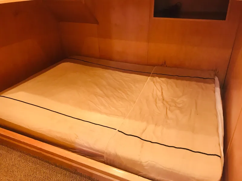 Slide: The Image of Cozy bed in 2005 Stardust Cruisers Summer Obsession Share #37 houseboat cabin. - 17