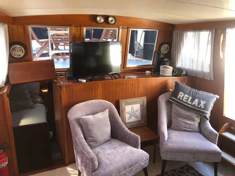 Slide: The Image of Gulfstar 43 MK II Trawler 1975 - 10