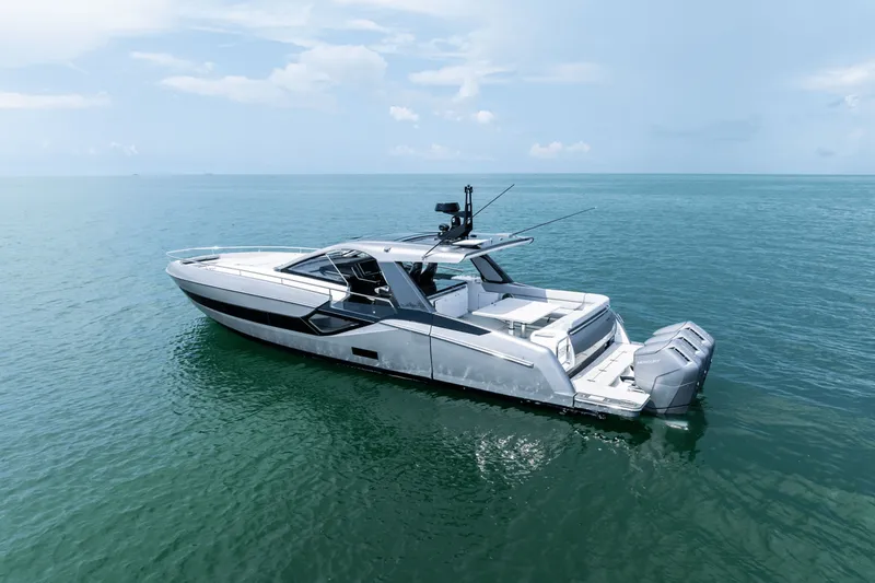 Slide: The Image of Azimut 48 Verve 2026 - 24