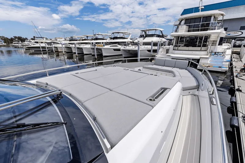 Slide: The Image of Azimut 48 Verve 2026 - 56