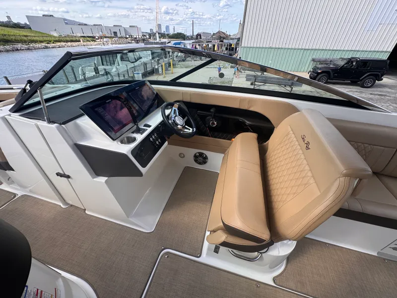 Slide: The Image of Sea Ray 280 SLX 2019 - 10