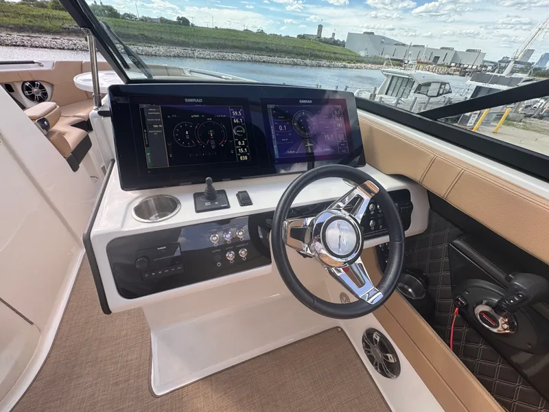 Slide: The Image of Sea Ray 280 SLX 2019 - 11