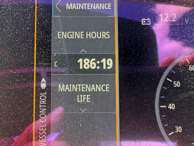 Slide: The Image of Sea Ray 280 SLX 2019 - 20
