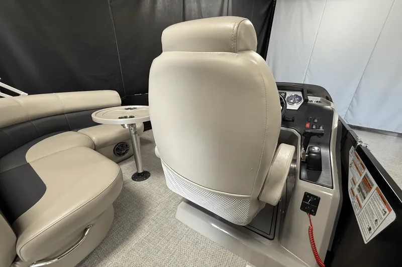 Slide: The Image of Premier 230 SUNSPREE ANGLER 2023 - 40