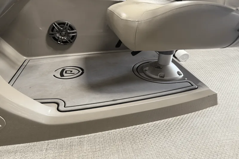 Slide: The Image of Premier 230 SUNSPREE ANGLER 2023 - 43