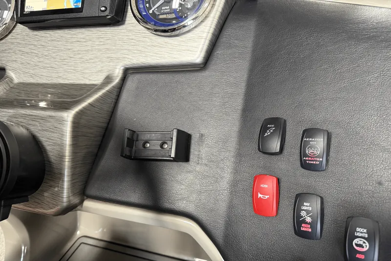 Slide: The Image of Premier 230 SUNSPREE ANGLER 2023 - 52