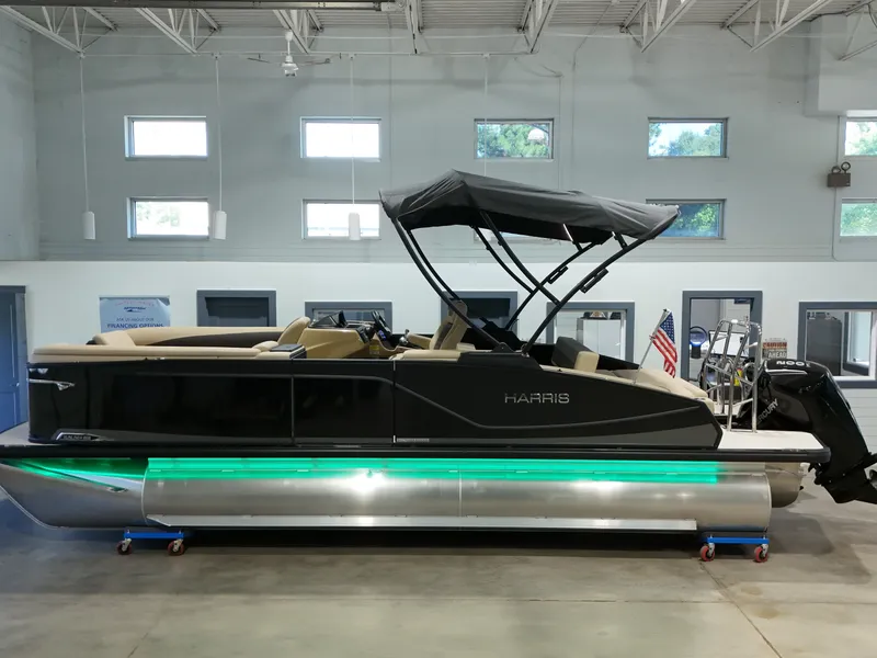 The Image of Harris Sunliner 230 2026 - 0