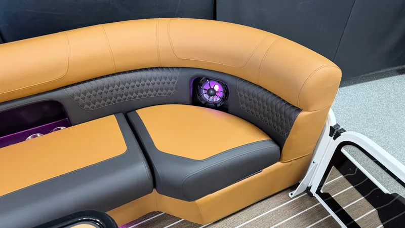 Slide: The Image of Premier 250 SOLARIS 2026 - 21
