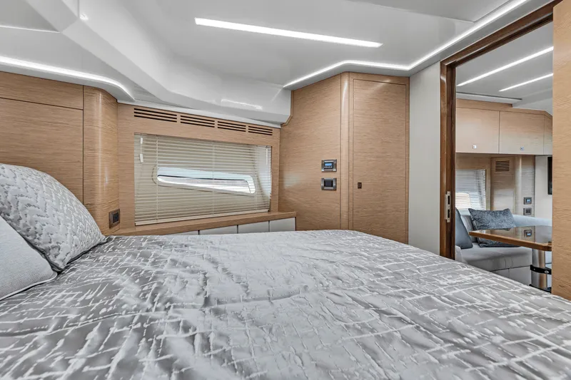 Slide: The Image of Ocean Alexander 45 DIVERGENCE COUPE 2021 - 46