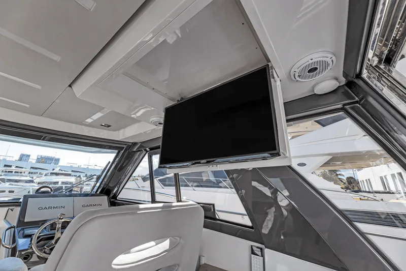 Slide: The Image of Ocean Alexander 45 DIVERGENCE COUPE 2021 - 54