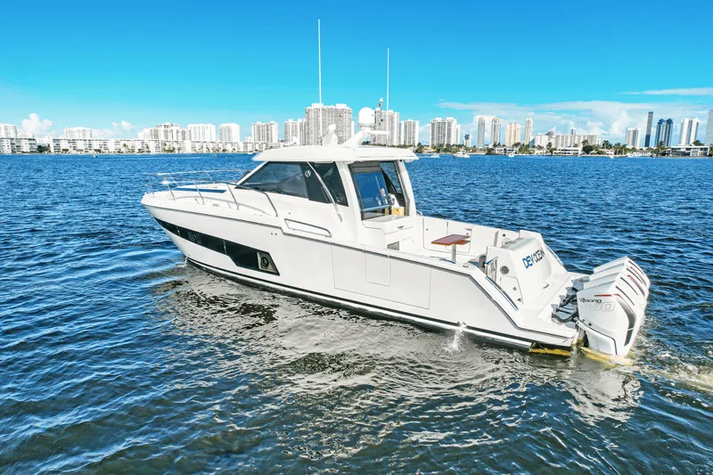 Slide: The Image of Ocean Alexander 45 DIVERGENCE COUPE 2021 - 59