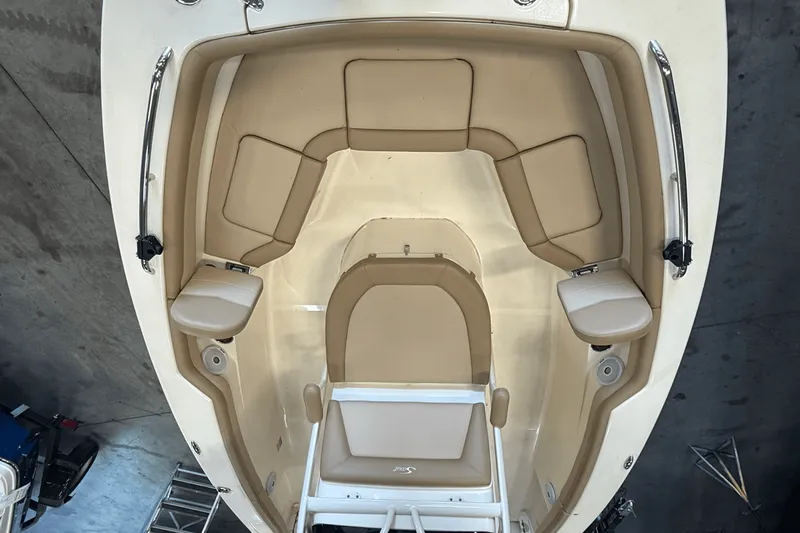 Slide: The Image of Scout 215 XSF 2019 - 13