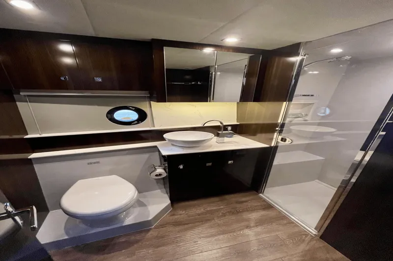 Slide: The Image of Cruisers Yachts 46 CANTIUS 2023 - 19