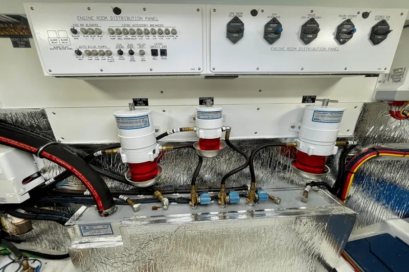 Slide: The Image of Cruisers Yachts 46 CANTIUS 2023 - 49