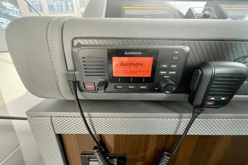 Slide: The Image of Cruisers Yachts 46 CANTIUS 2023 - 50