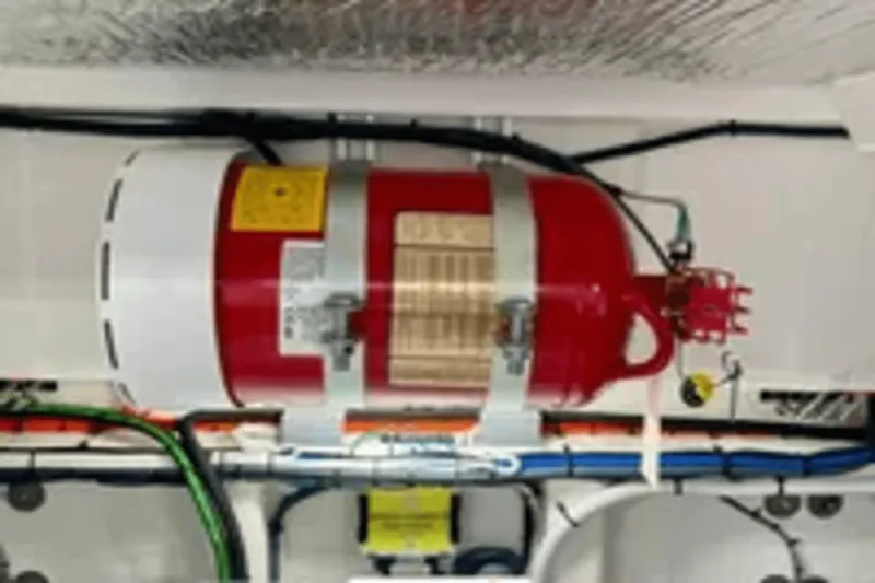 Slide: The Image of Cruisers Yachts 46 CANTIUS 2023 - 67