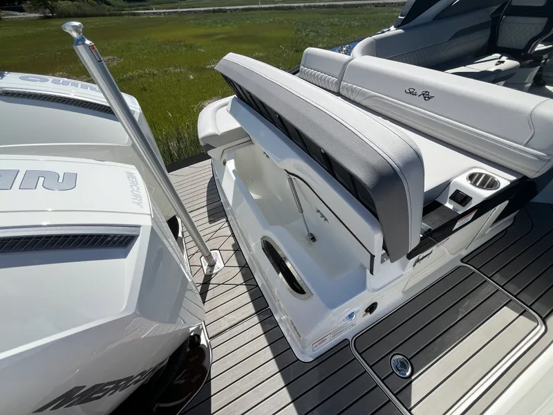 Slide: The Image of Sea Ray SLX 280 Outboard 2026 - 5