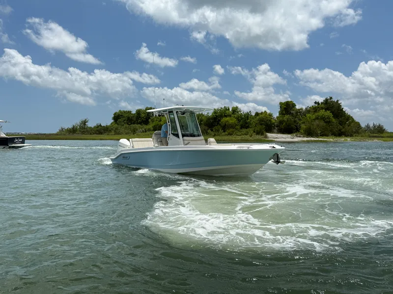 Slide: The Image of Boston Whaler 280 Dauntless 2026 - 1