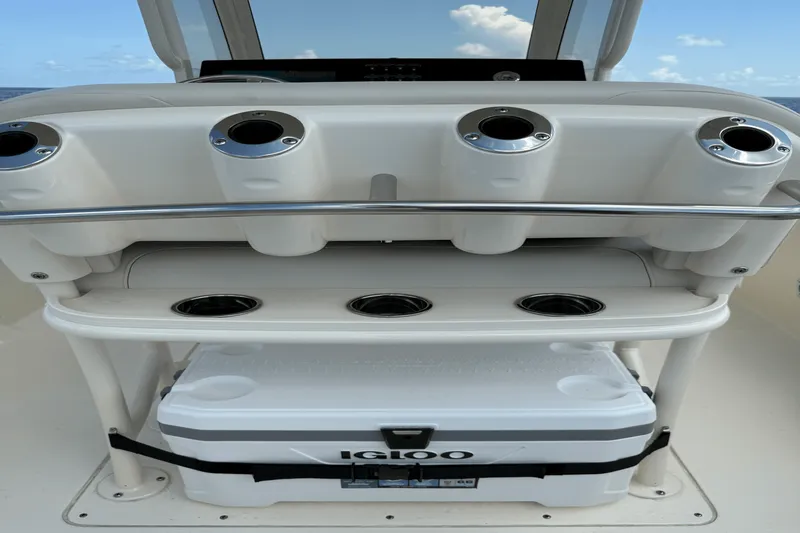 Slide: The Image of Scout 240 XSF 2026 - 2