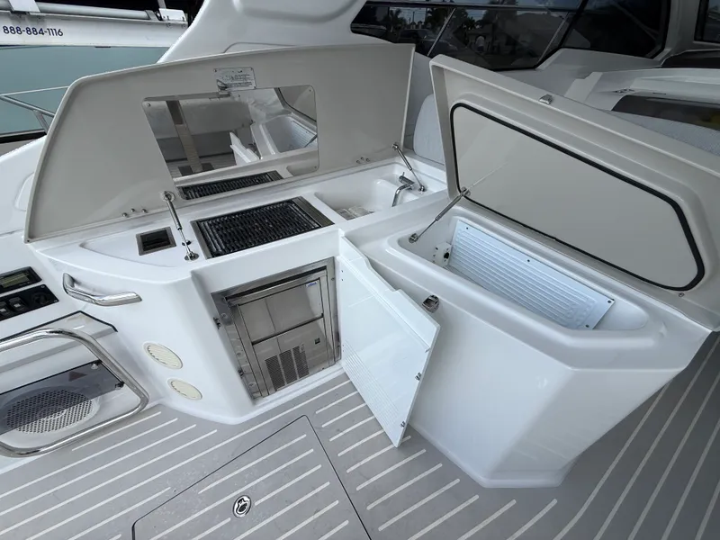 Slide: The Image of Azimut 45 ATLANTIS 2021 - 11